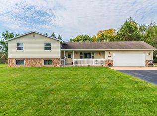 2157 Meadow Dr, Mosinee, WI 54455