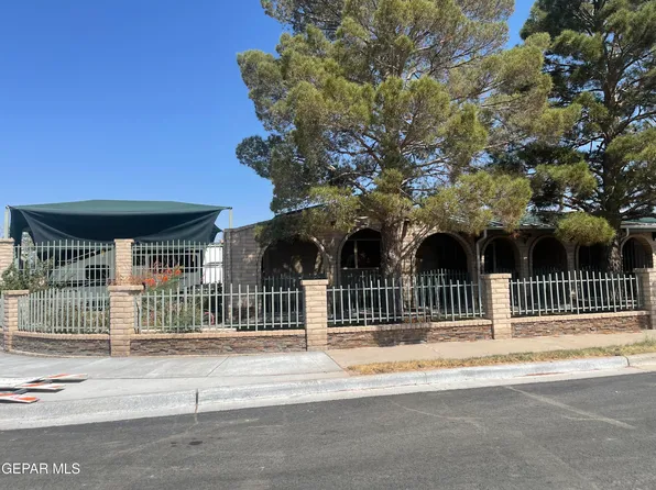 445 Pinewood St, El Paso, TX 79907
