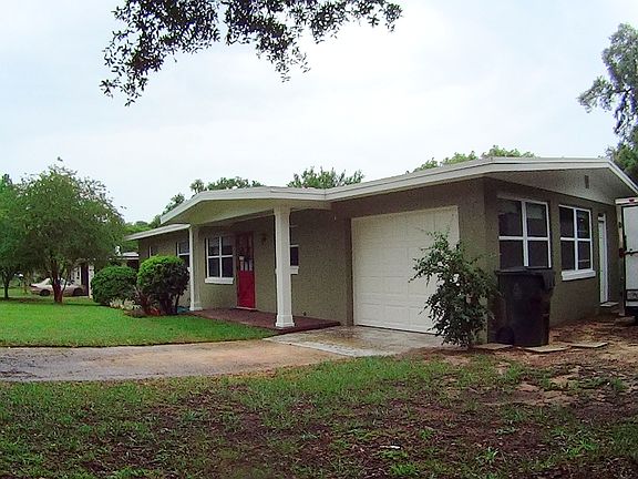 2nd image of 723 Oak Dr