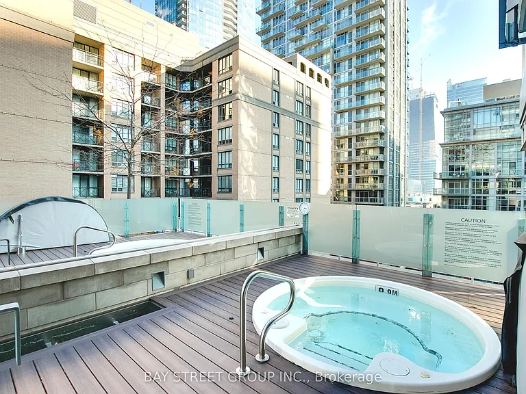 199 Richmond St W #203 — Photo 32
