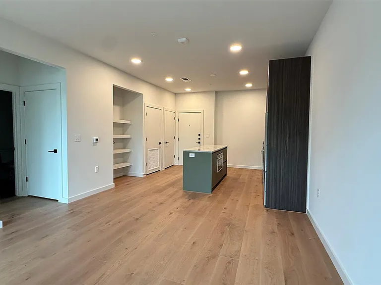 2209 S 1st St #322 — Photo 21