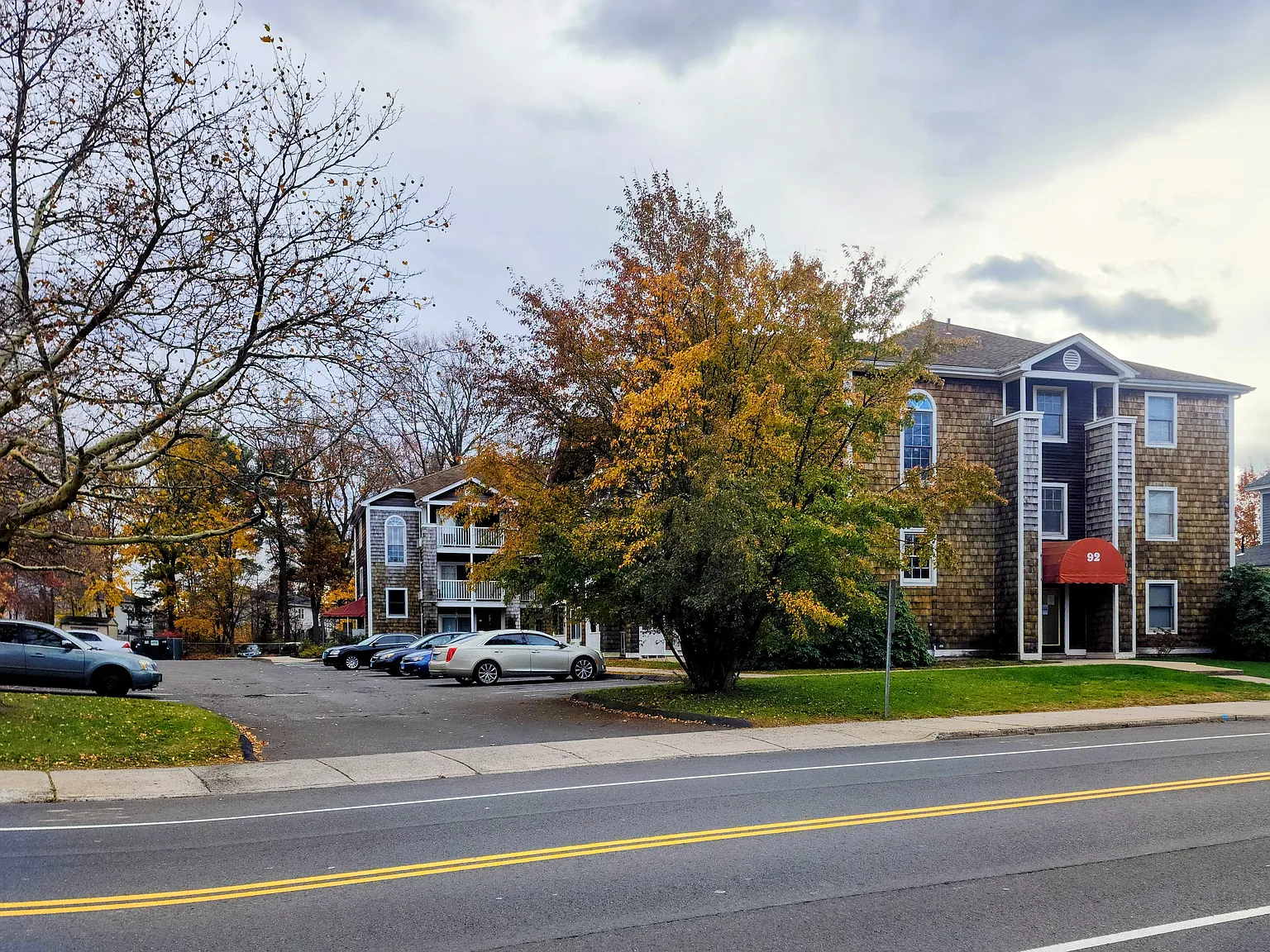 92 West Main Street Apartments — Photo 4