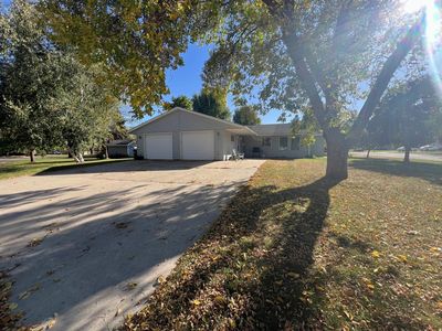 161 Hillcrest Ave, Spicer, MN, 56288