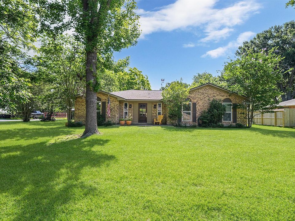 1st image of 2714 Fortuna Dr