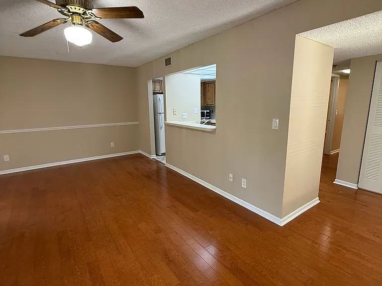 130 Jasmine Woods Ct #9D — Photo 40