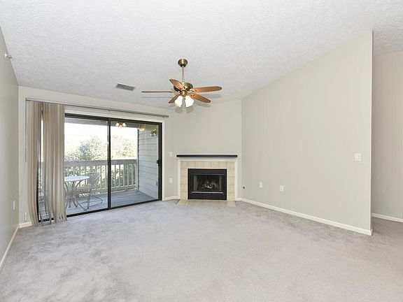 3rd image of 8820 Yardley Ct APT 310