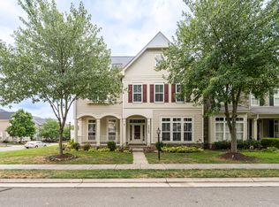 42763 Explorer Dr, Ashburn, VA 20148