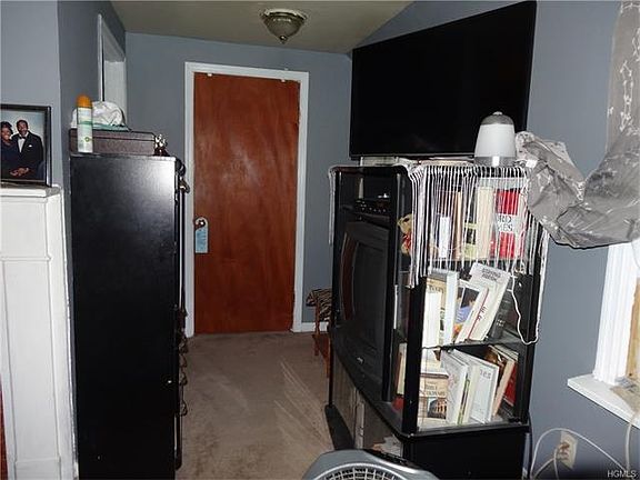 5th image of 291 1st St