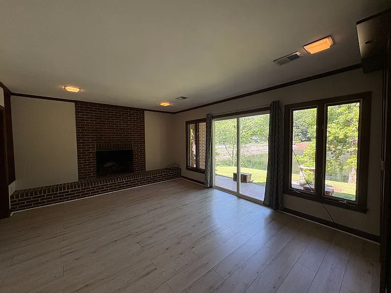 1 Dellwood Dr — Photo 18