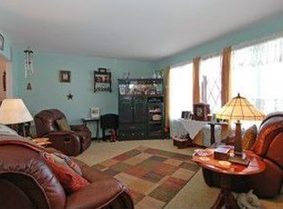 924 Maple Ct, Bartlett, IL 60103