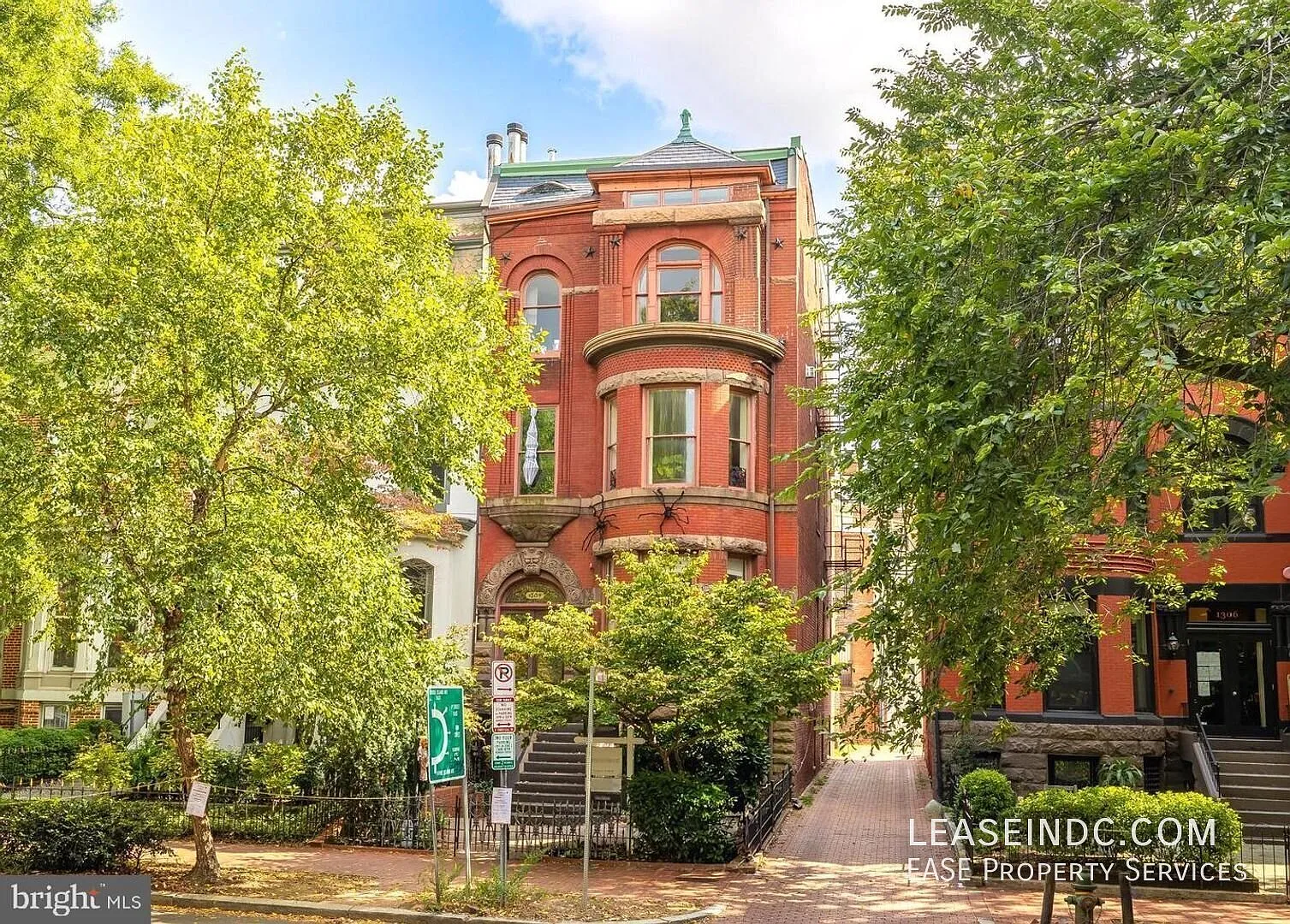1 bed, 550 sqft, $2,400 — Photo 1