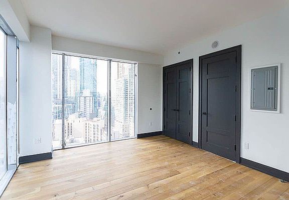 4th image of 42-22 27th St #1410