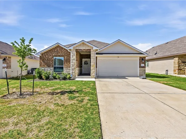 2009 Chief St, Bryan, TX 77807