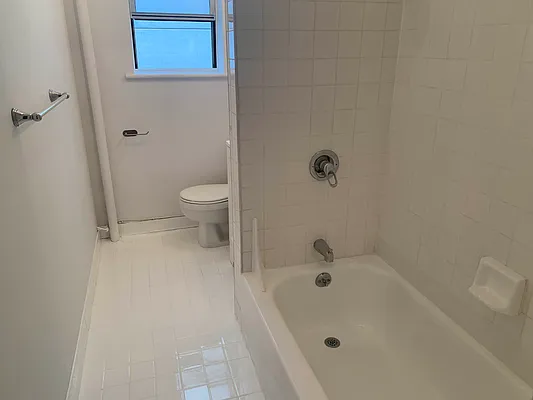 Rented by Flatiron Real Estate Advisors LLC | media 5