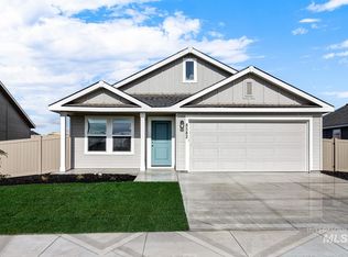 8582 E Peach Tree St, Nampa, ID 83687