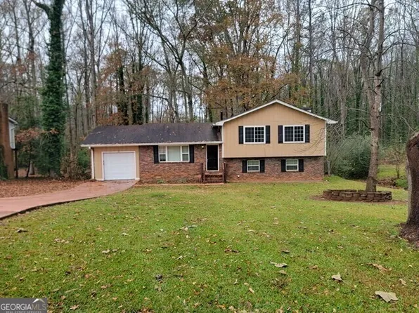 8521 Jenson Dr, Jonesboro, GA 30236