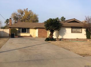 6125 Crestmore St, Bakersfield, CA 93308