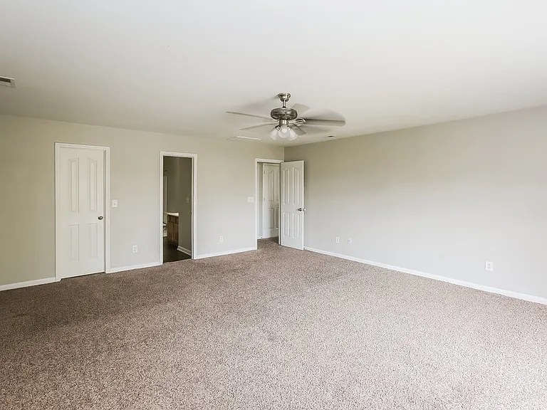 1320 Bray Dr — Photo 10