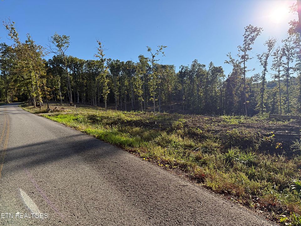 2nd image of 1274 Vine Ridge Rd