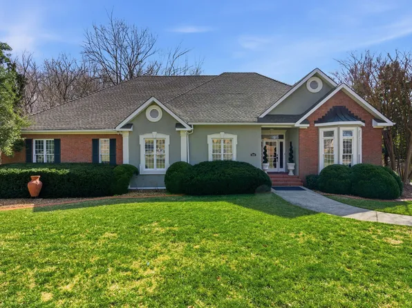 1902 Palmer Dr, Springfield, TN 37172