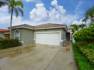 6911 SW 160th Ct, Miami, FL 33193