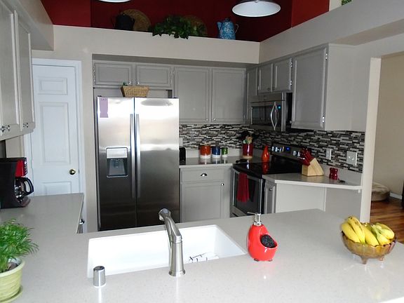 4th image of 7619 146th Avenue Ct E