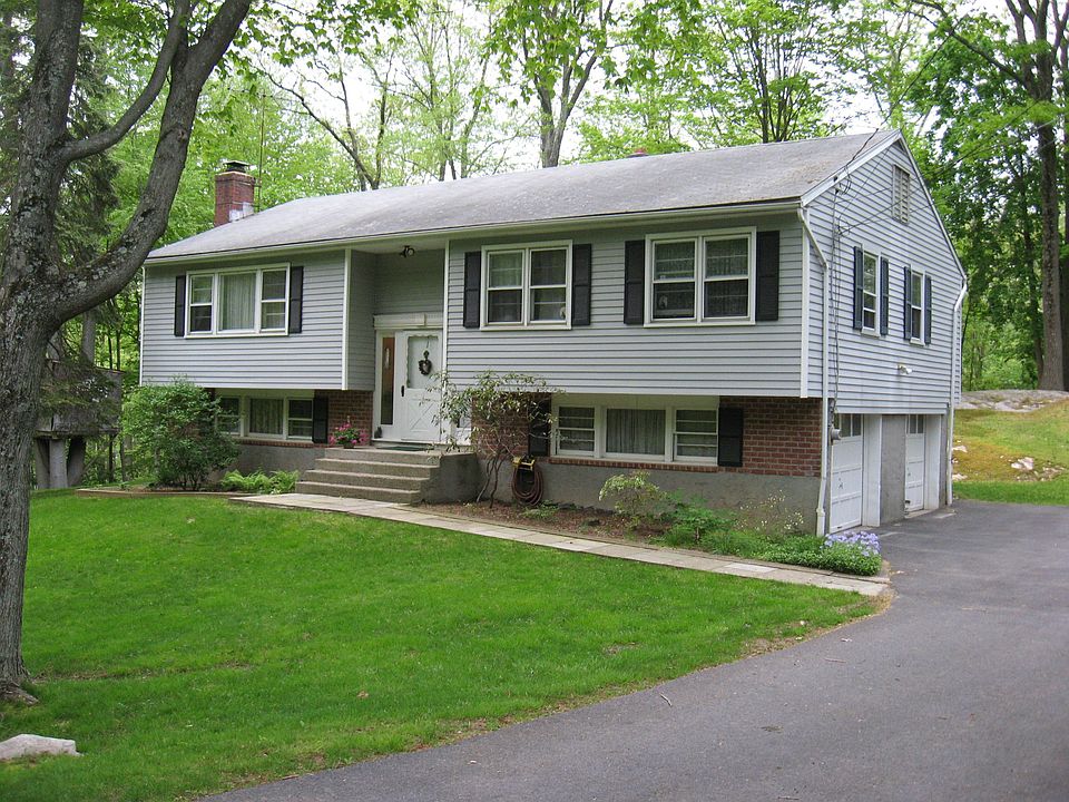 1st image of 56 Lakeside Dr