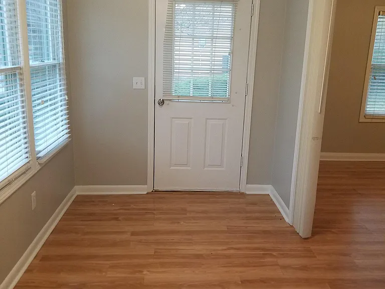 977 Soco Rd — Photo 12