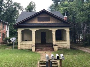 607 W Rusk St, Marshall, TX 75670