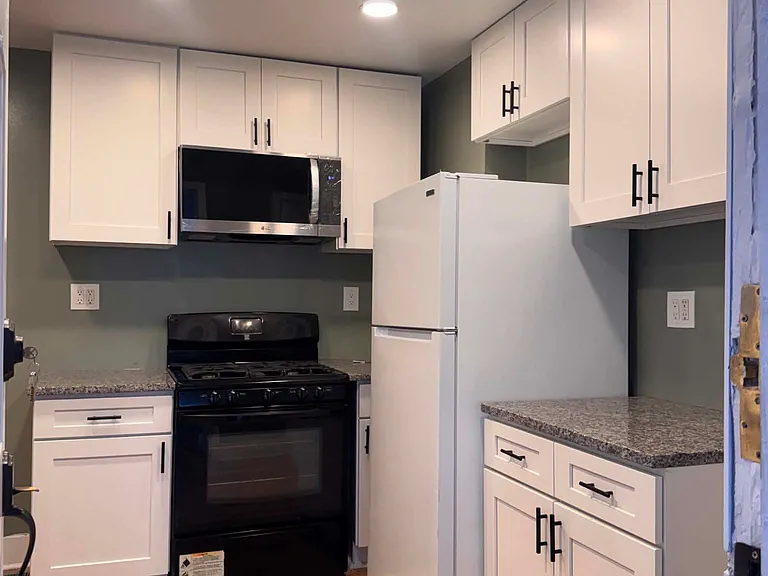 437 W Main St #2 — Photo 3