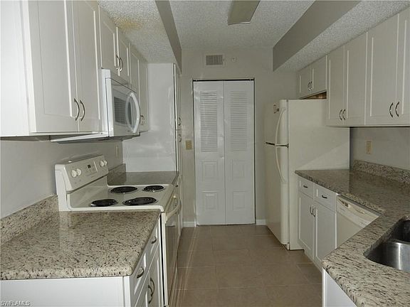2nd image of 13621 Eagle Ridge Dr APT 1518