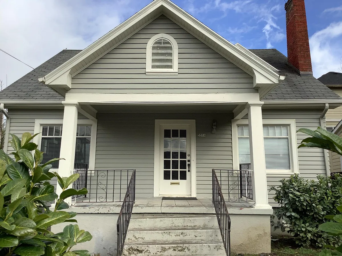 Building Photo - 3514 NE Cleveland Ave