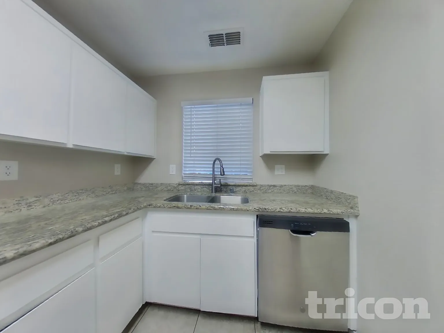 902 Emily Street Turlock CA — Photo 4