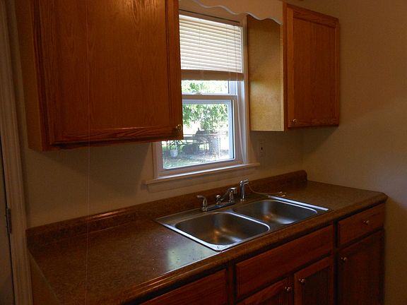 4th image of 5315 Armsmere Way