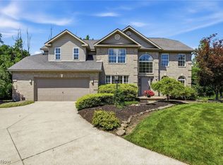 408 Driftwood Ct, Akron, OH 44321