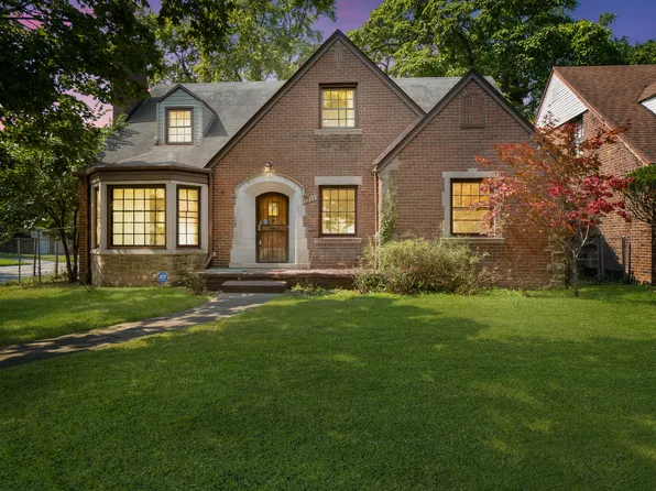 15303 Warwick St, Detroit, MI 48223