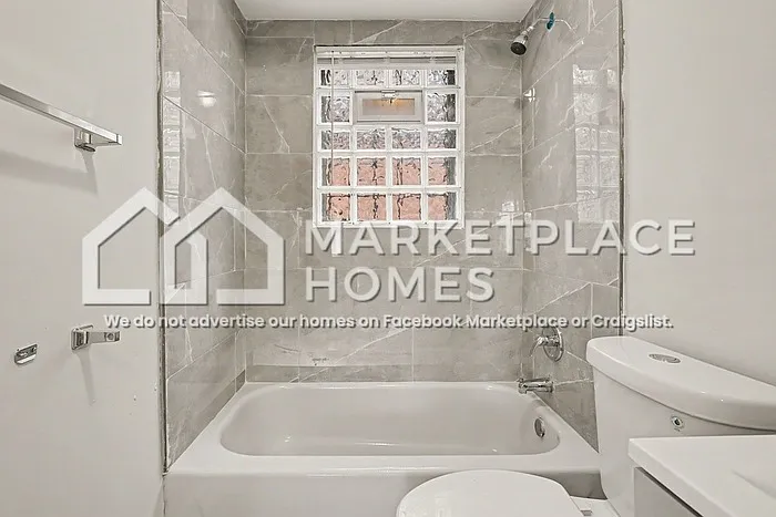 15710 Northlawn St #1 — Photo 23