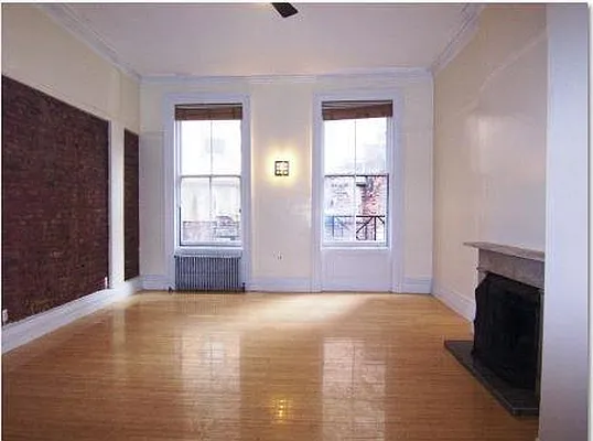 Rented by R New York | media 11