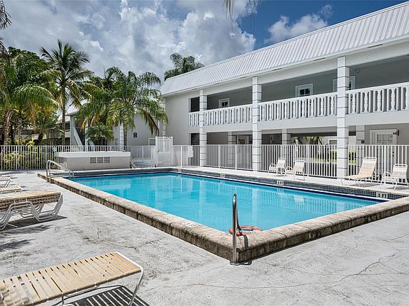 4th image of 17255 SW 95th Avenue #259