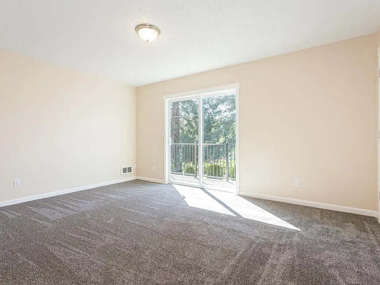 7852 SE 21st Ave — Photo 21
