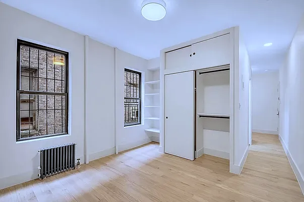 Rented by Akam Sales and Brokerage | media 1