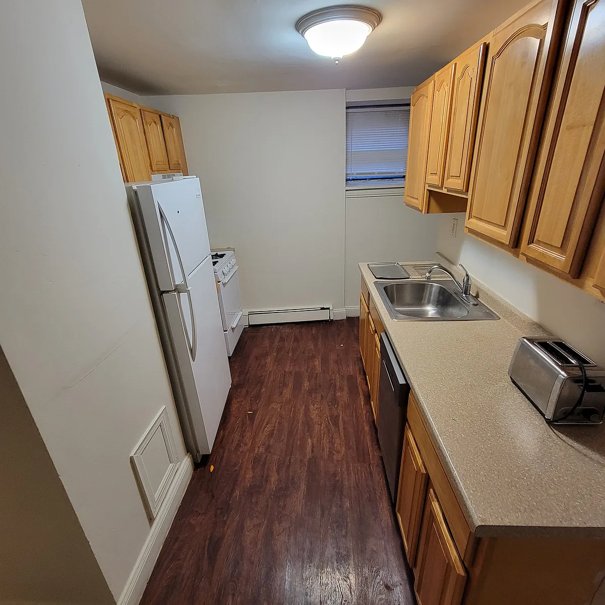 Building Photo - 12 Audubon Ave #2