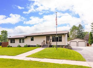 327 102nd Ave W, Duluth, MN 55808