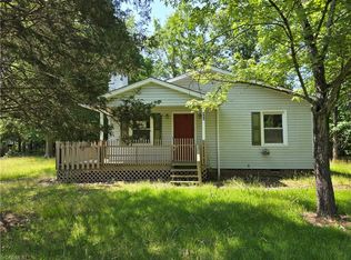 404 Miles St, Eden, NC 27288
