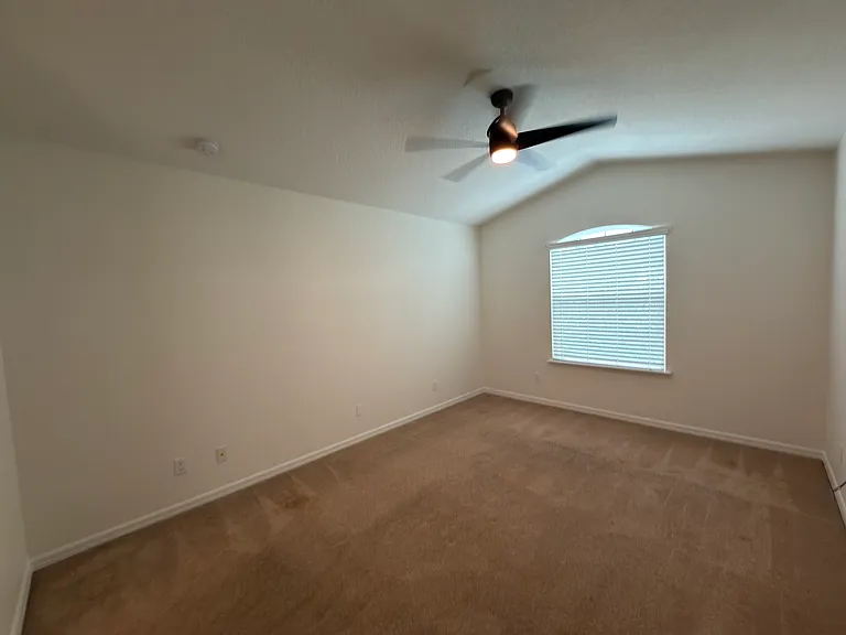 1036 Laurel Ridge Ln — Photo 14