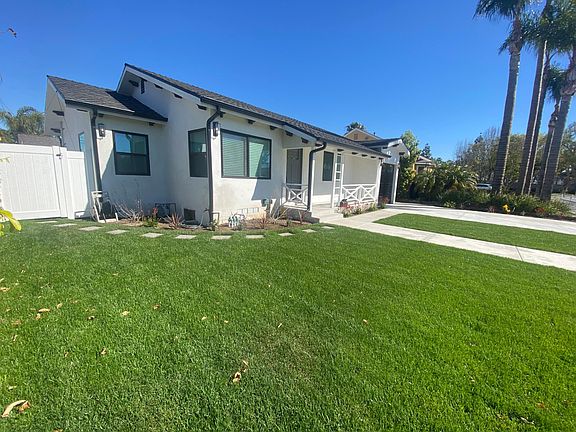 3rd image of 5345 W 118th Pl