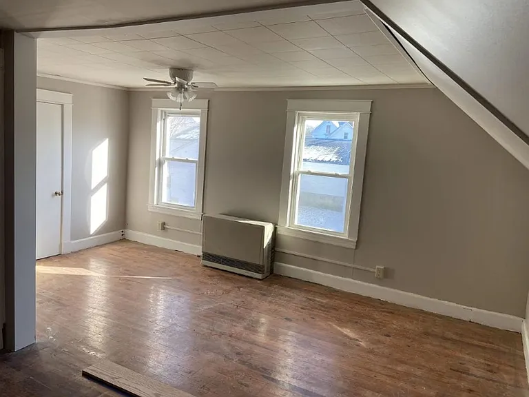 16 Redington St — Photo 10