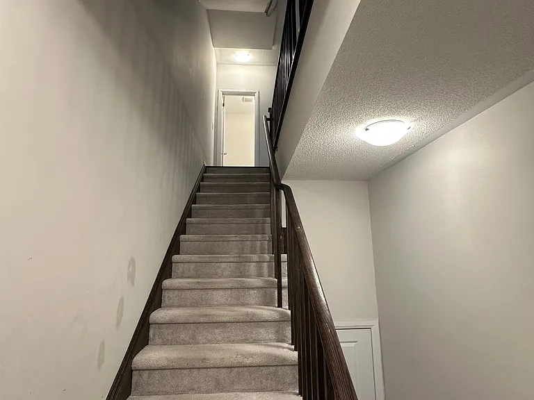585 Colborne St E #106 — Photo 5