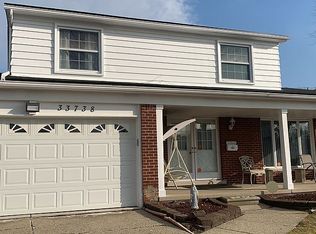 33738 Curcio Dr, Sterling Heights, MI 48310