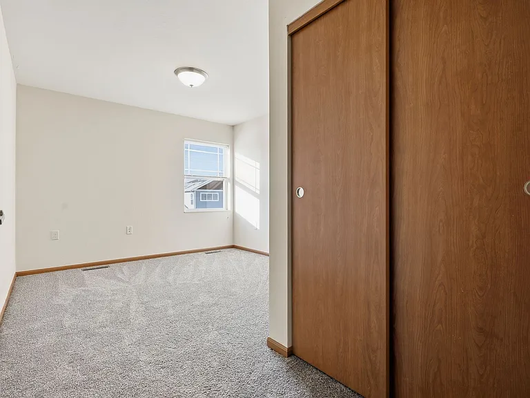 Whispering Echoes Townhomes — Photo 10